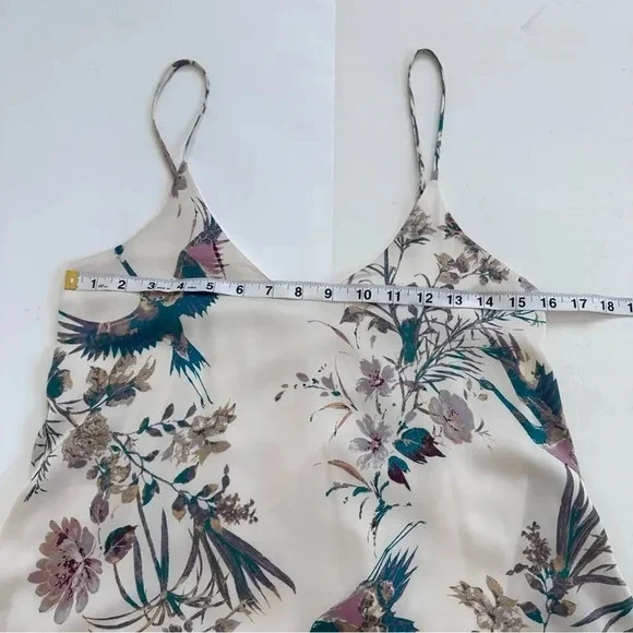 Honey Punch Spring Cream Floral High Low Dress with side Pockets - Picture 7 of 11